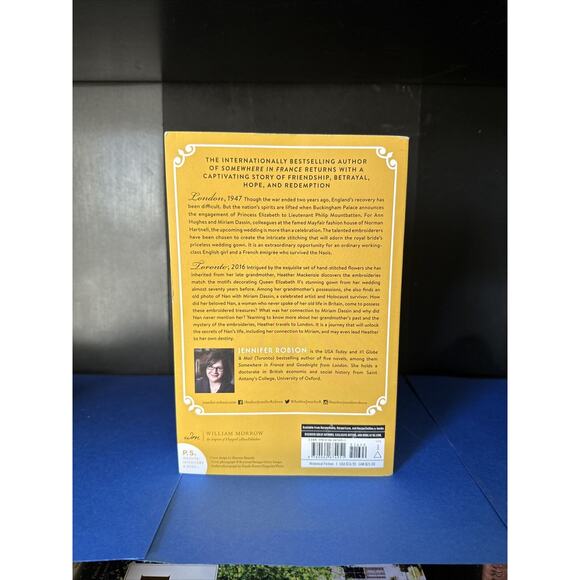 The Gown : A Novel of the Royal Wedding by Jennifer Robson (2018, Trade... - Picture 5 of 12